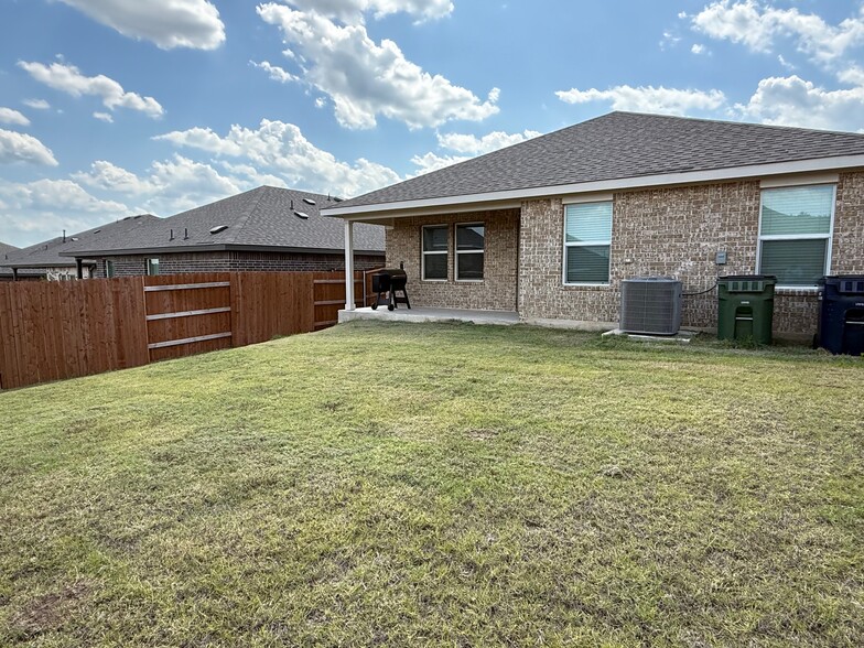 Building Photo - 2916 Owl Head Dr