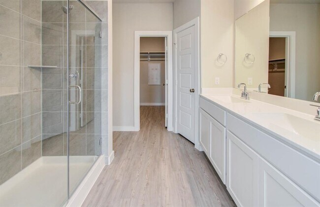 Building Photo - 21611 Sandy Dune Dr