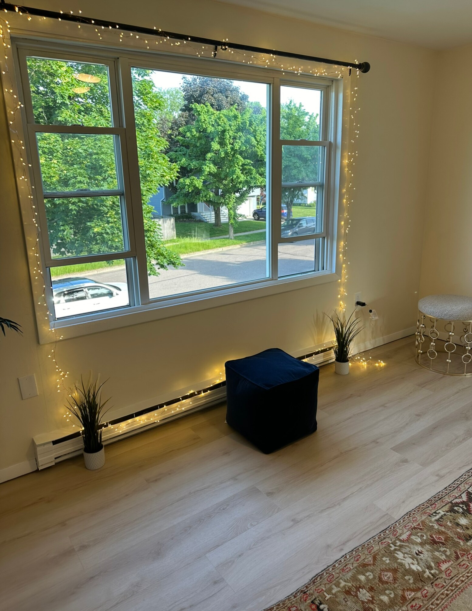 Living Room - 91 Faith St