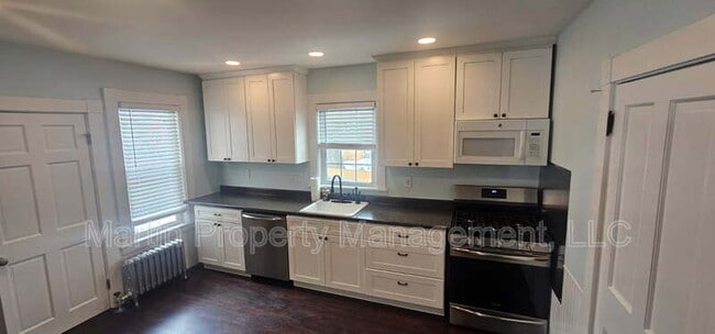 Building Photo - 6 Eastern Ave