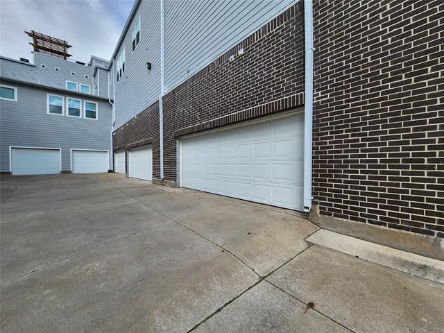 Building Photo - 1209 Beaconsfield Lane