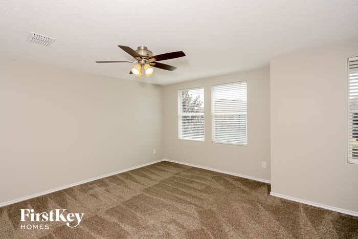 Building Photo - 313 Butch Cassidy Dr