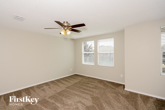 Building Photo - 313 Butch Cassidy Dr