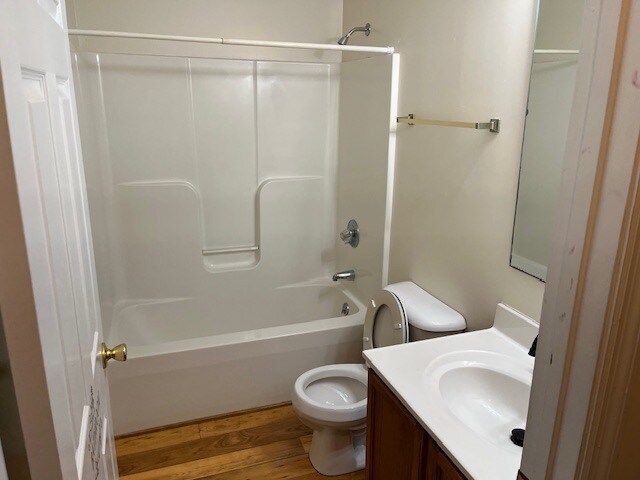 Building Photo - 1201 Martindale Dr