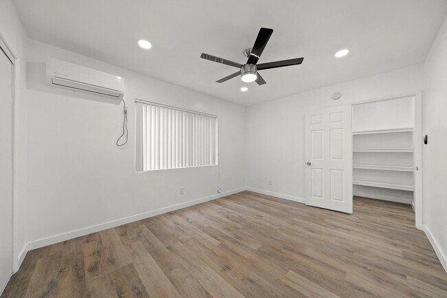 Floorplan - 839-845 Glenway Dr.