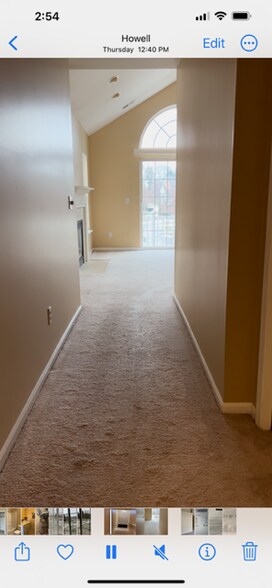 Building Photo - 724 Olde English Cir