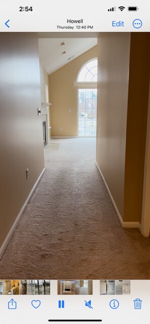 Building Photo - 724 Olde English Cir