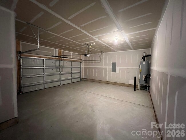 Building Photo - 202 Tackle Box Dr