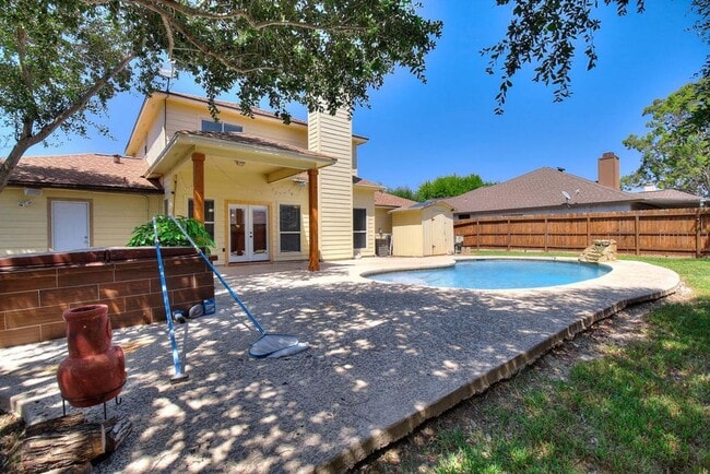 Building Photo - 5101 Cavendish Dr