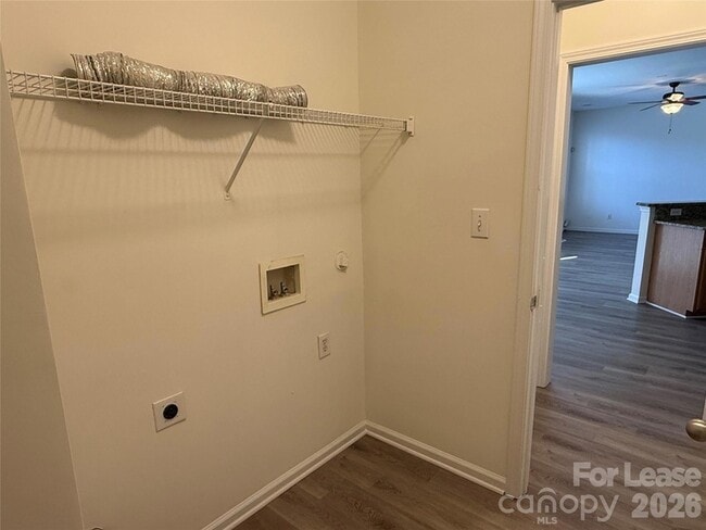 Building Photo - 10931 Chastain Parc Dr