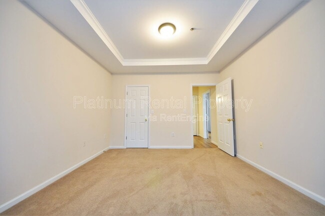 Building Photo - 1032 Whitshire Way