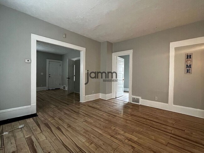 Building Photo - 2602 Vega Ave