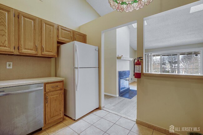 Building Photo - 318 Wimbeldon Ct