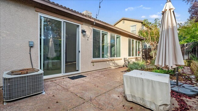 Building Photo - 1528 Morning Glory Ln