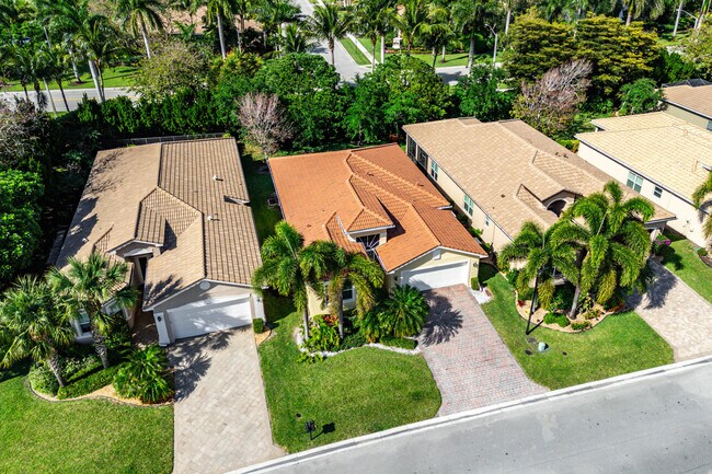 Building Photo - 8727 Carmel Mountain Way