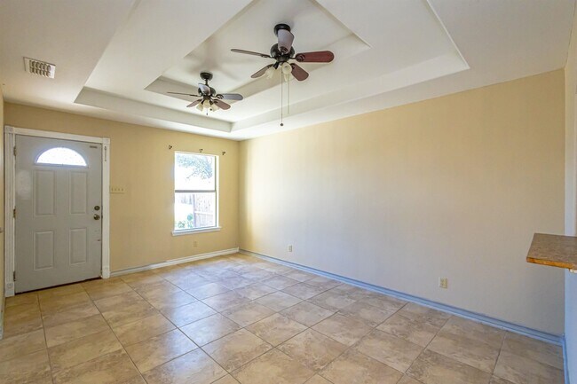 Building Photo - 4416 Wild Flower Ave