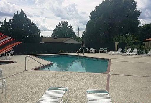 Building Photo - 755 Golden Sunshine Cir