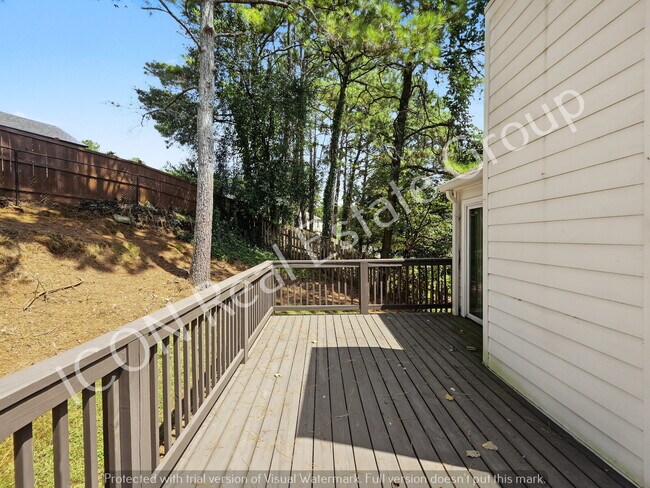 Building Photo - 3 or4-Bed Family Home in Marietta with Spacious Layout & 2.5 Baths with fenced yard and cul de sa...