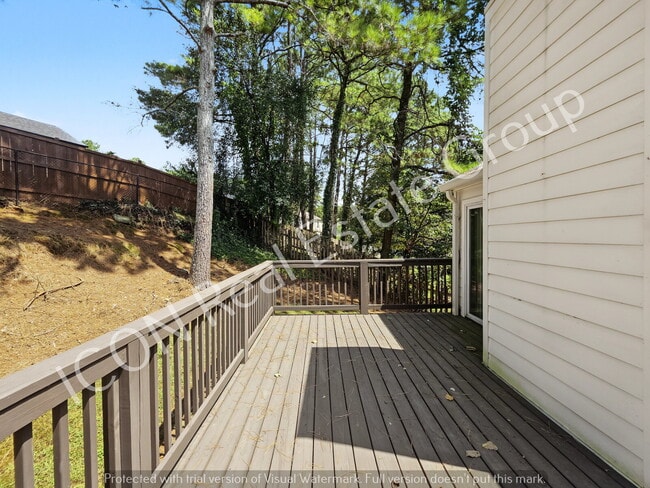 Building Photo - 893 Trace Cir NE