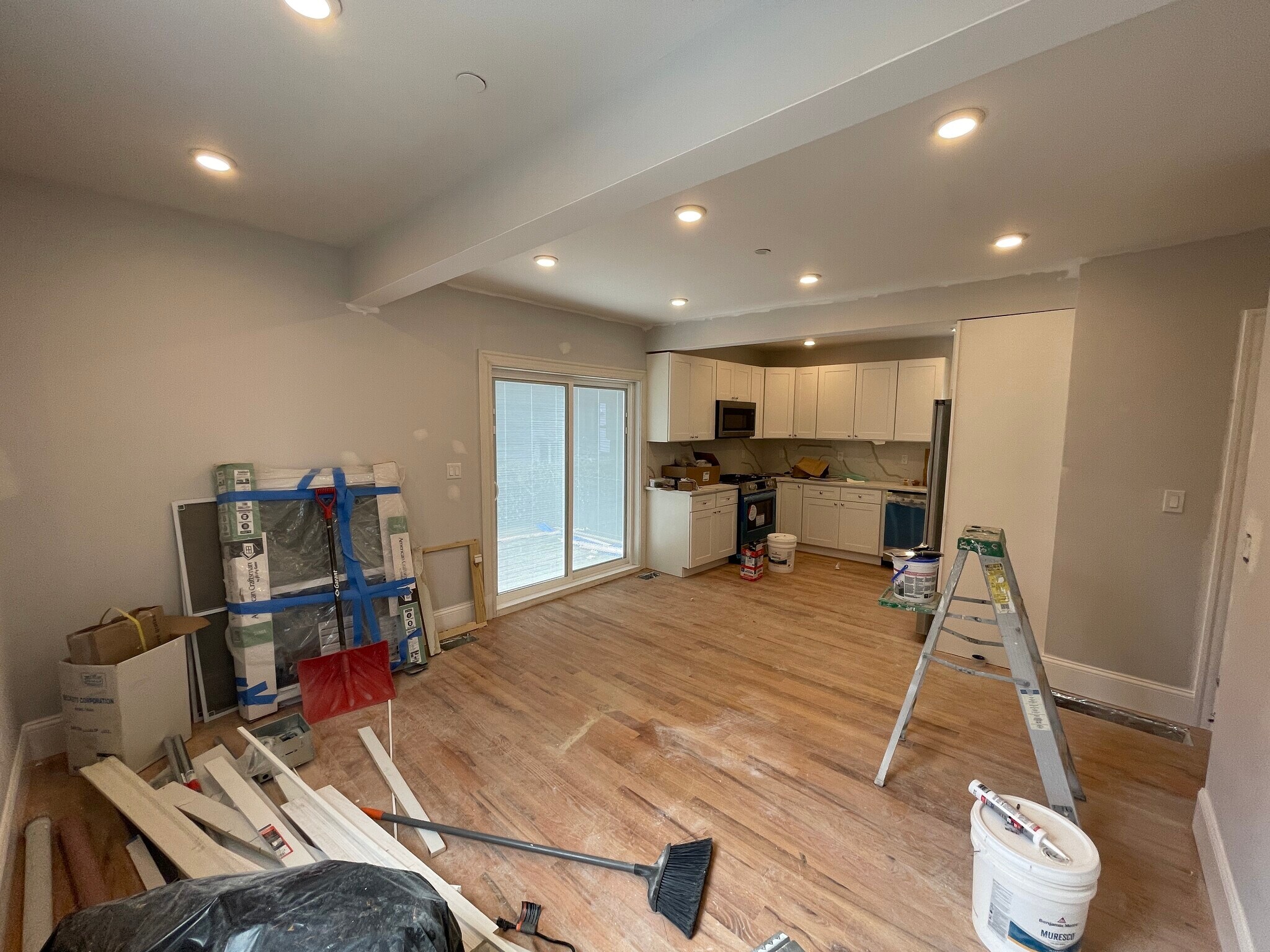 Building Photo - 158 Morrison Ave