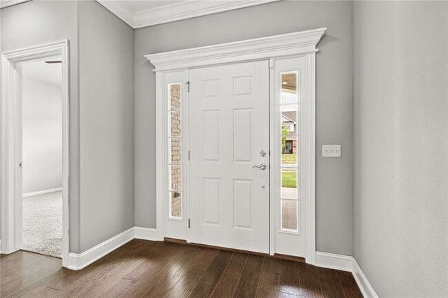 Building Photo - 4400 SW Eggersway Pl