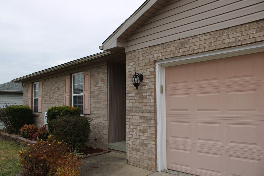 Building Photo - 12541 Kenai Dr