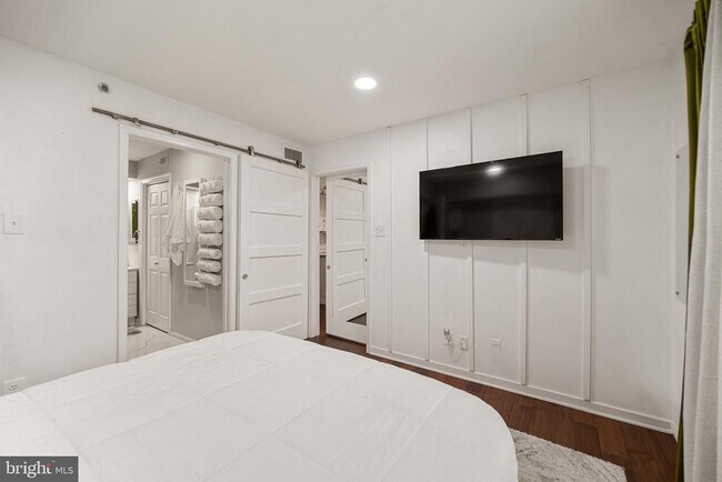 Building Photo - 3309 Wyndham Cir