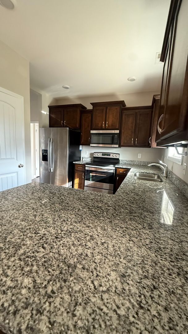 Building Photo - 309 Prosperous Ln