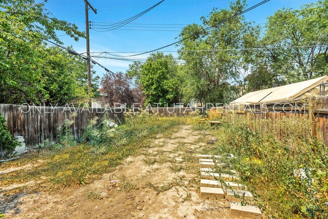 Building Photo - 729 E 4565 S