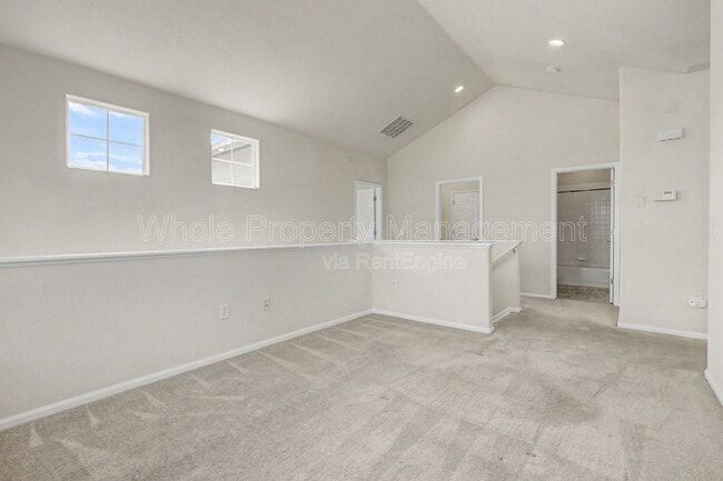 Building Photo - 2260 S Vaughn Way