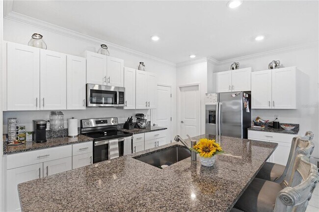 Building Photo - 9735 Ashworth Pl