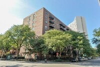 Building Photo - Spacious 2 Bed 2 Bath, East Lakeview