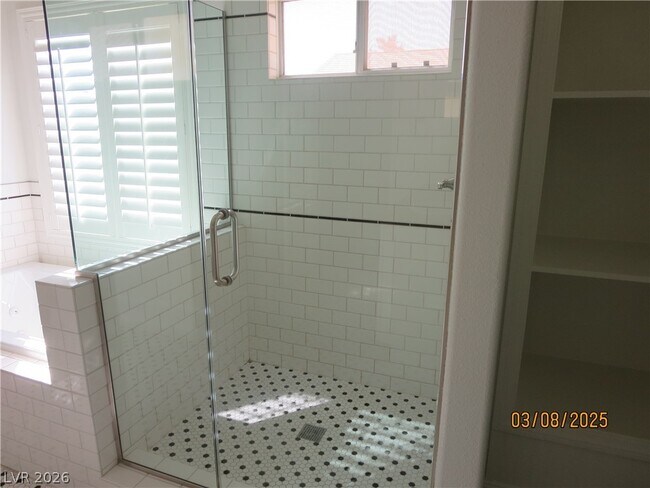 Building Photo - 499 Holly Hunt St