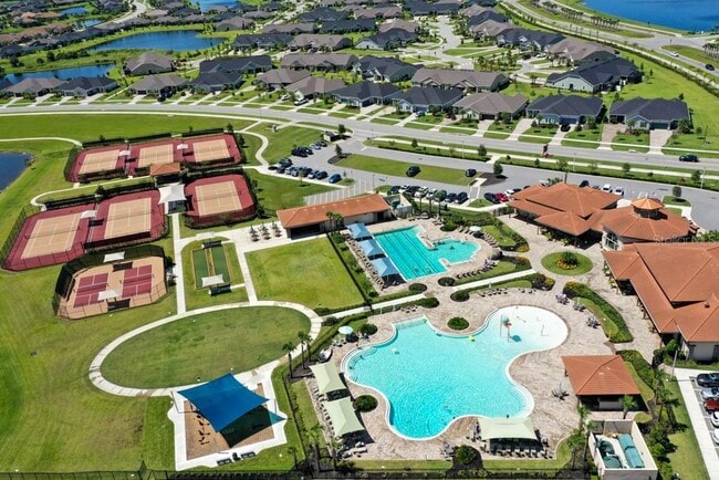 Building Photo - 8118 Tethys Ct