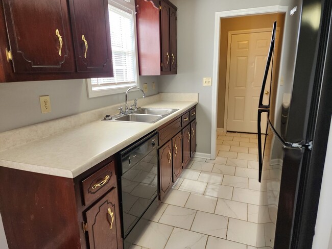 Building Photo - 3264 N Senseney Cir
