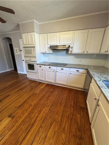 Building Photo - 408 Severn Ave