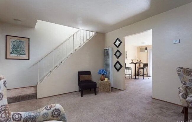 Building Photo - 5059 Charmian Dr