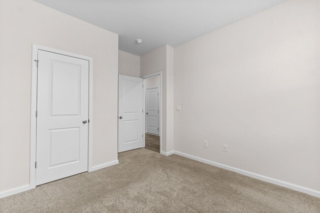 Building Photo - Bell's Lake Circle