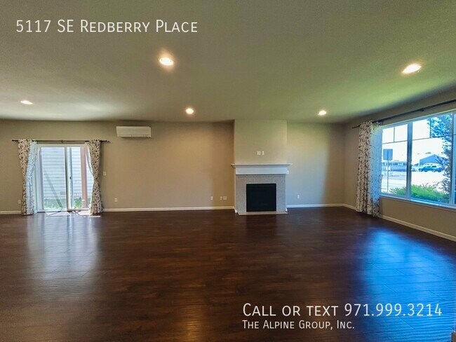 Building Photo - 5117 SE Redberry Pl