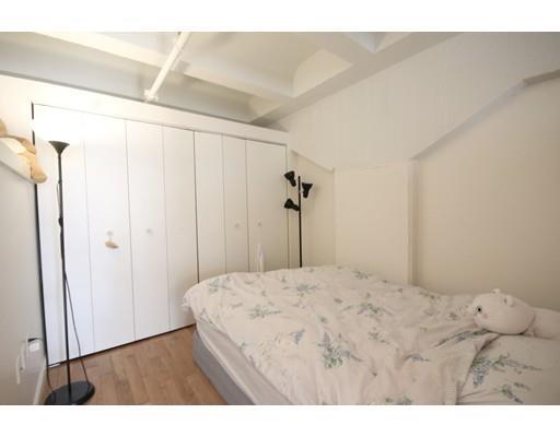 Building Photo - 12 Stoneholm St