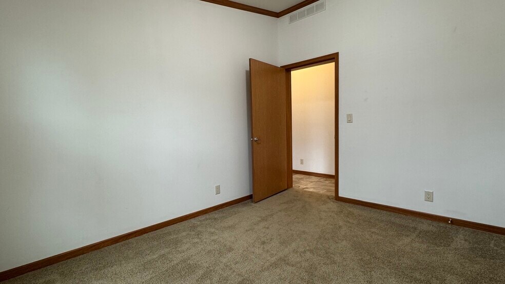 Building Photo - 2215 Osprey Pl NW
