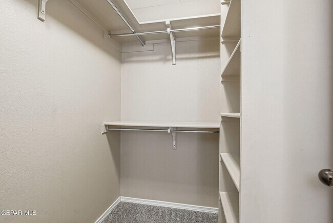 Building Photo - 14809 Tierra Crystal Ave