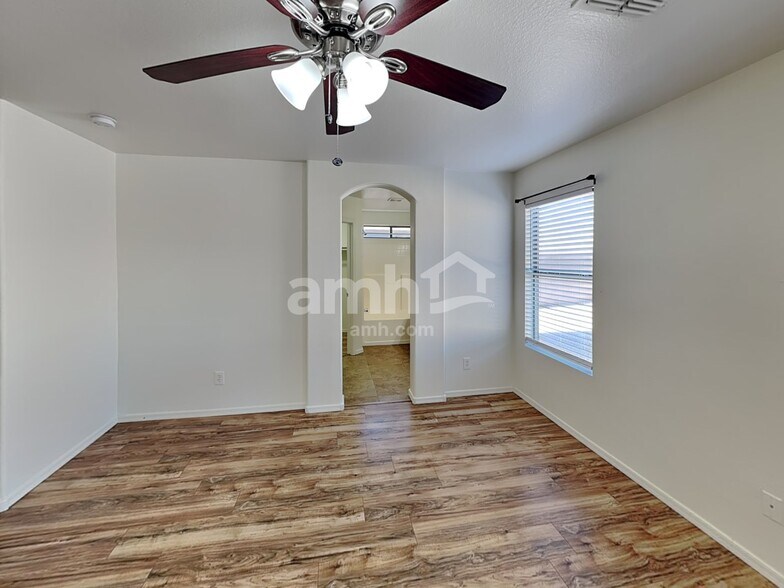 Building Photo - 16200 W Mauna Loa Ln