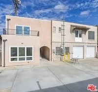 Building Photo - 435 1/2 W Elk Ave