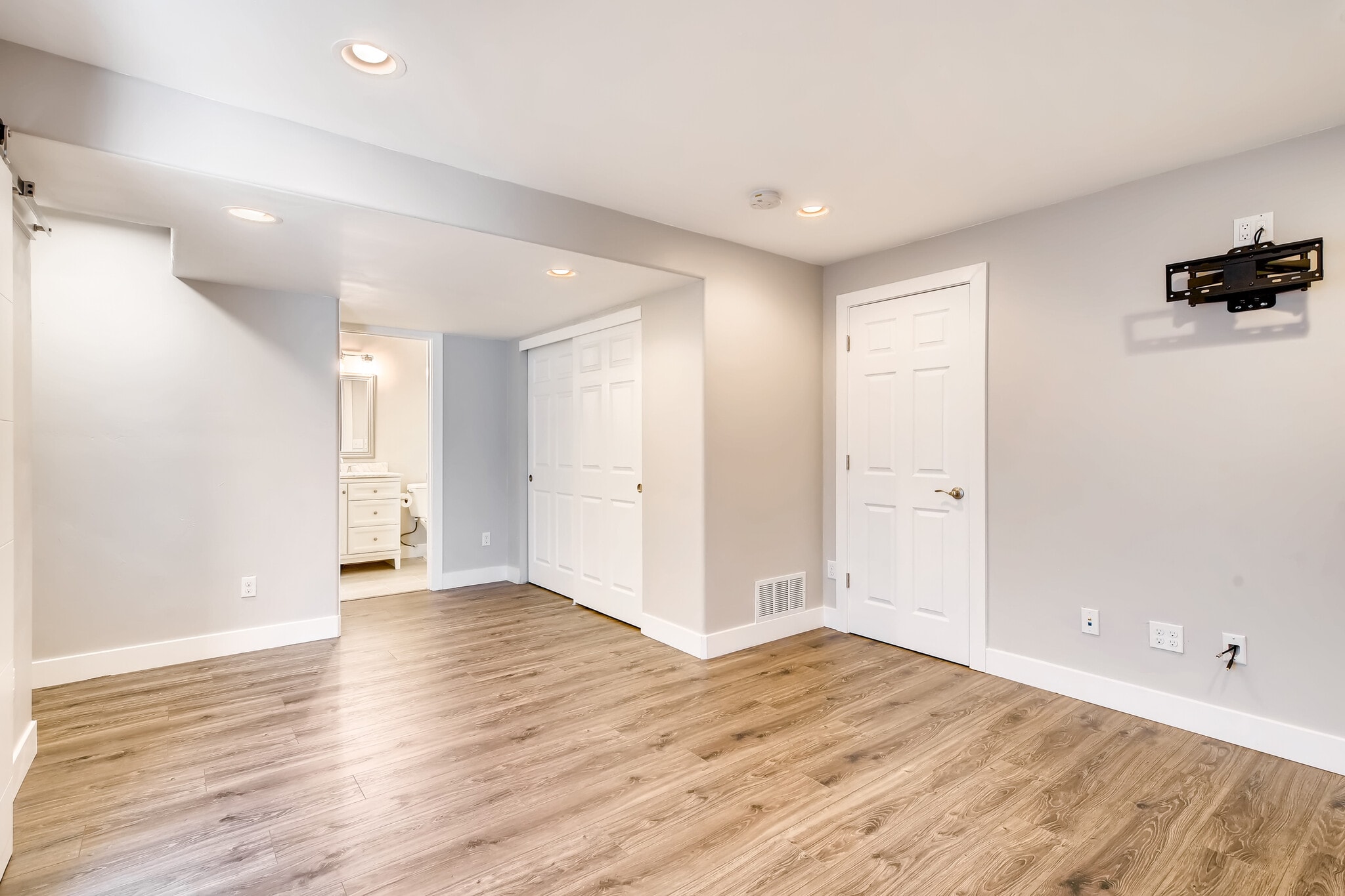 Building Photo - 3246 Astorbrook Way