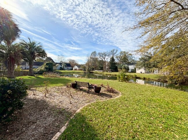 Building Photo - 455 S Piazza Ct