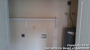 Building Photo - 615 Cantrell Dr