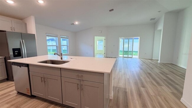 Building Photo - 4124 River Beacon Blvd