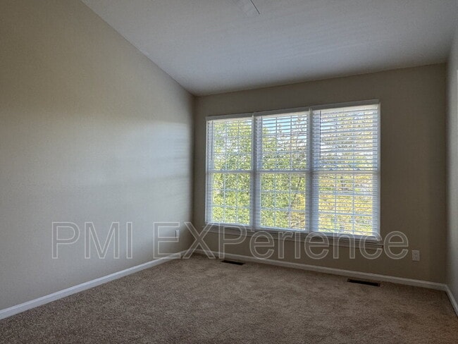 Building Photo - 11303 Golden Eagle Pl