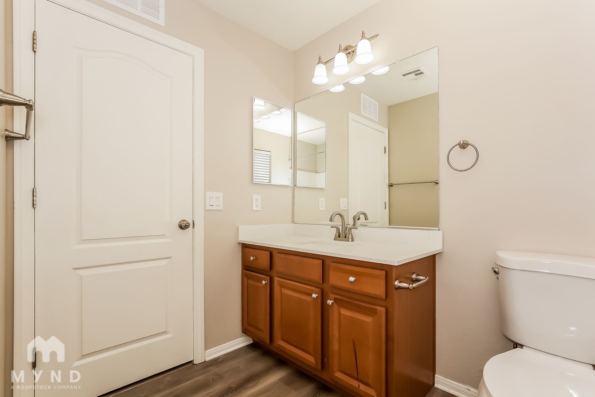 Building Photo - 7608 Tiffany Lamp Ct
